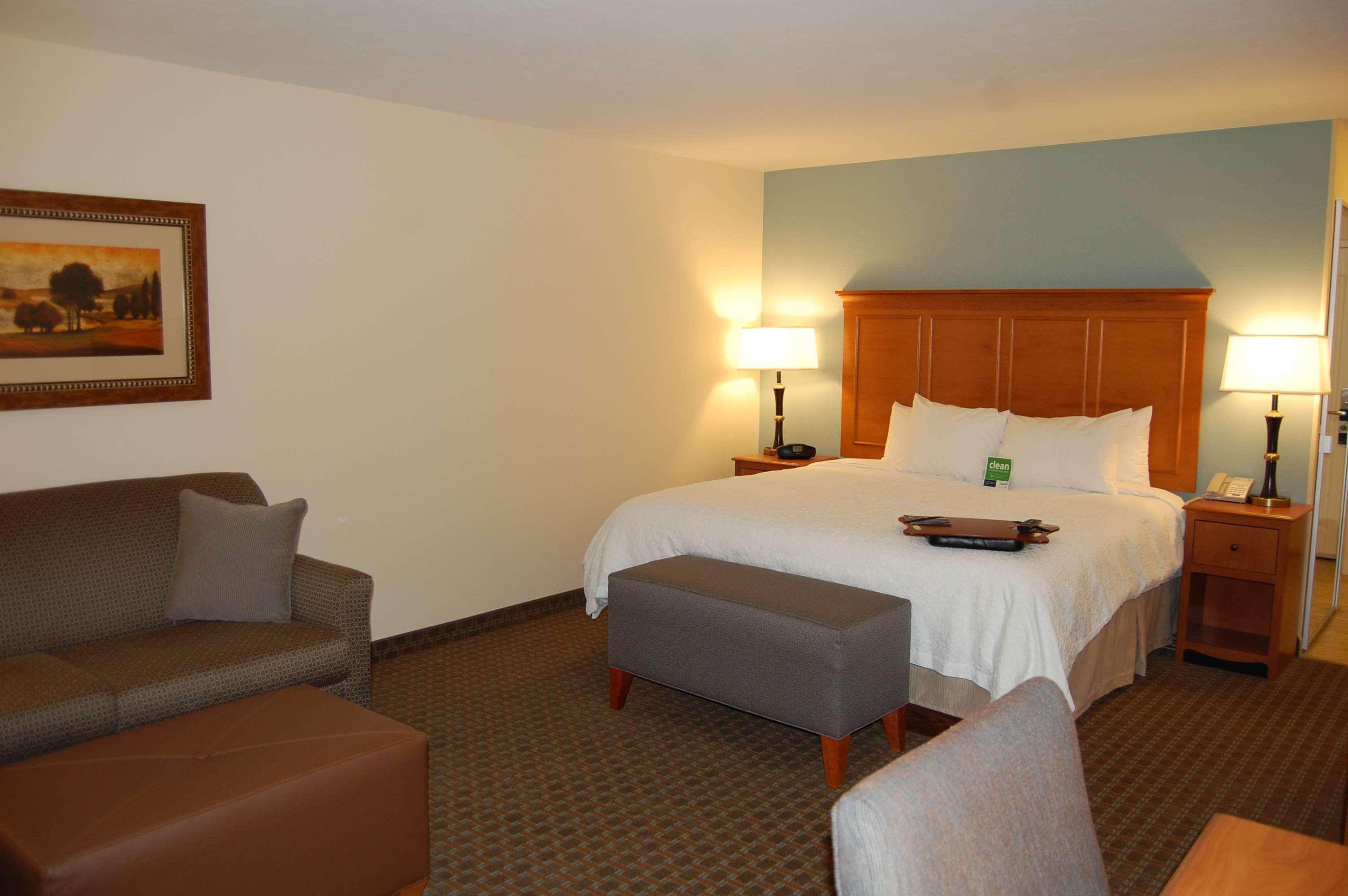 Hampton Inn Sidney Exterior photo