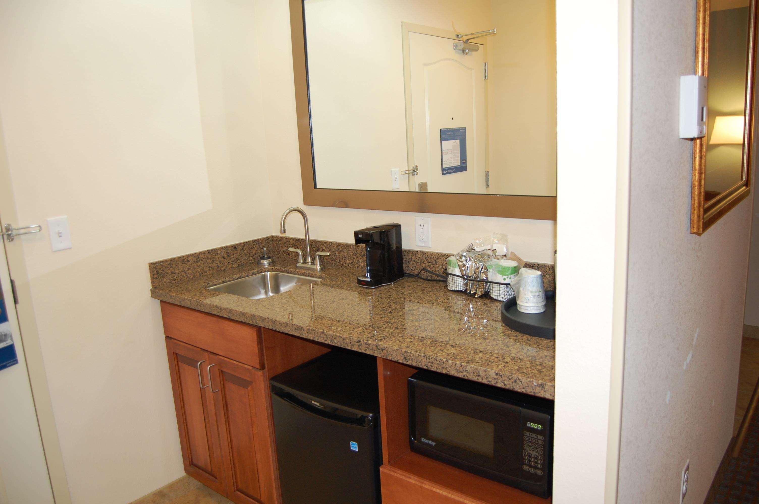 Hampton Inn Sidney Exterior photo