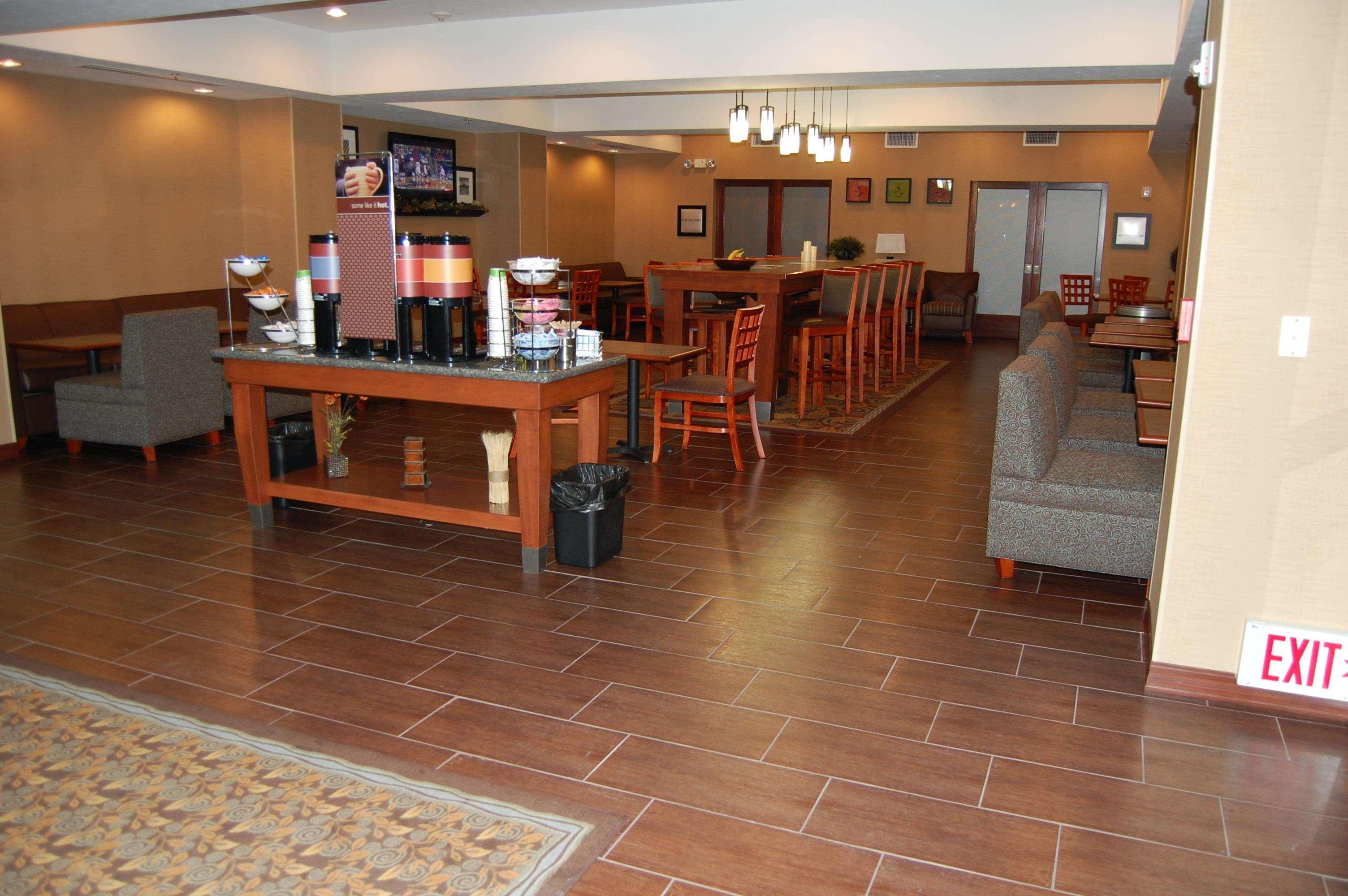 Hampton Inn Sidney Exterior photo