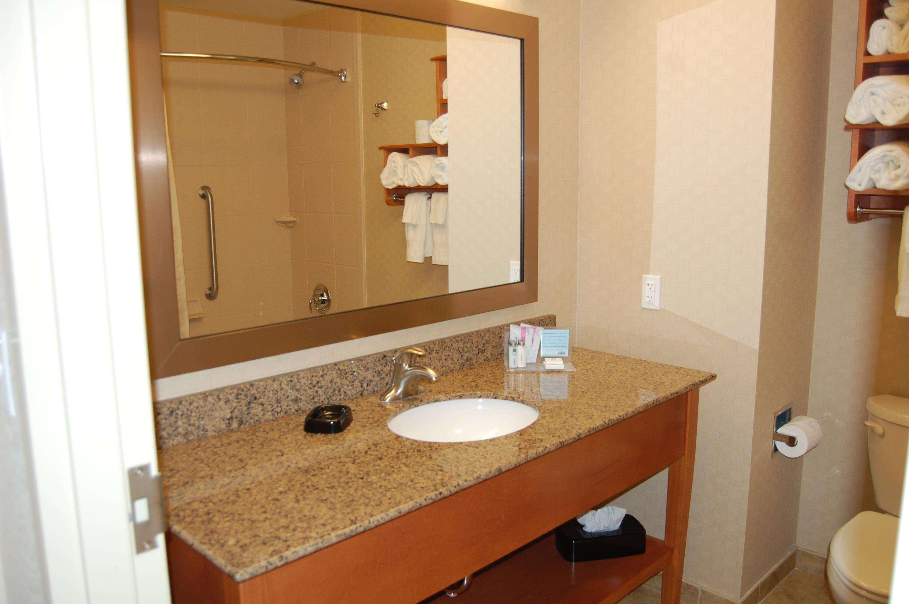 Hampton Inn Sidney Exterior photo