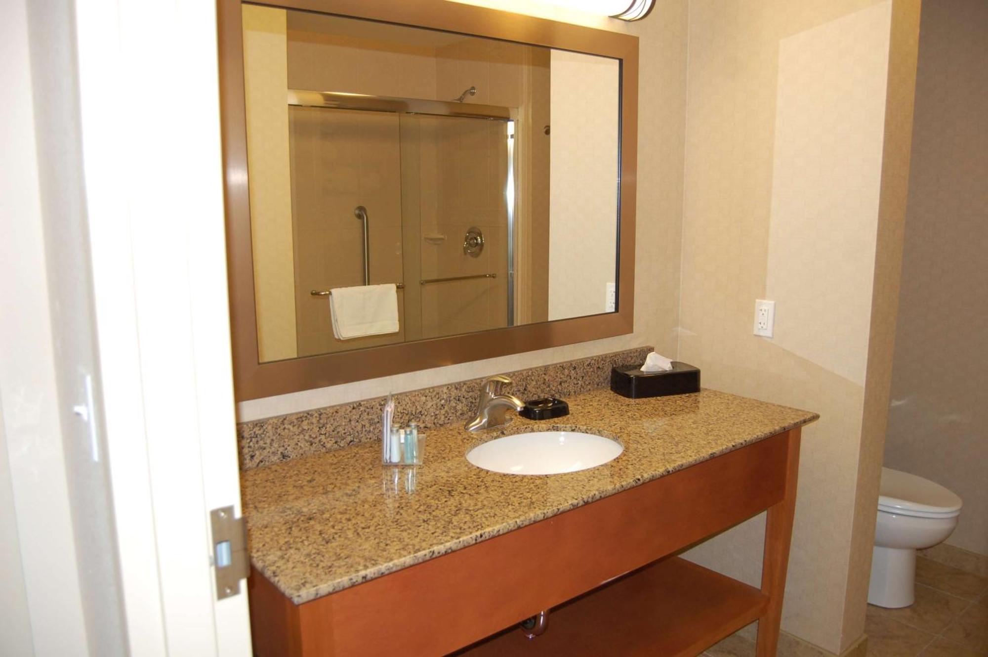 Hampton Inn Sidney Exterior photo