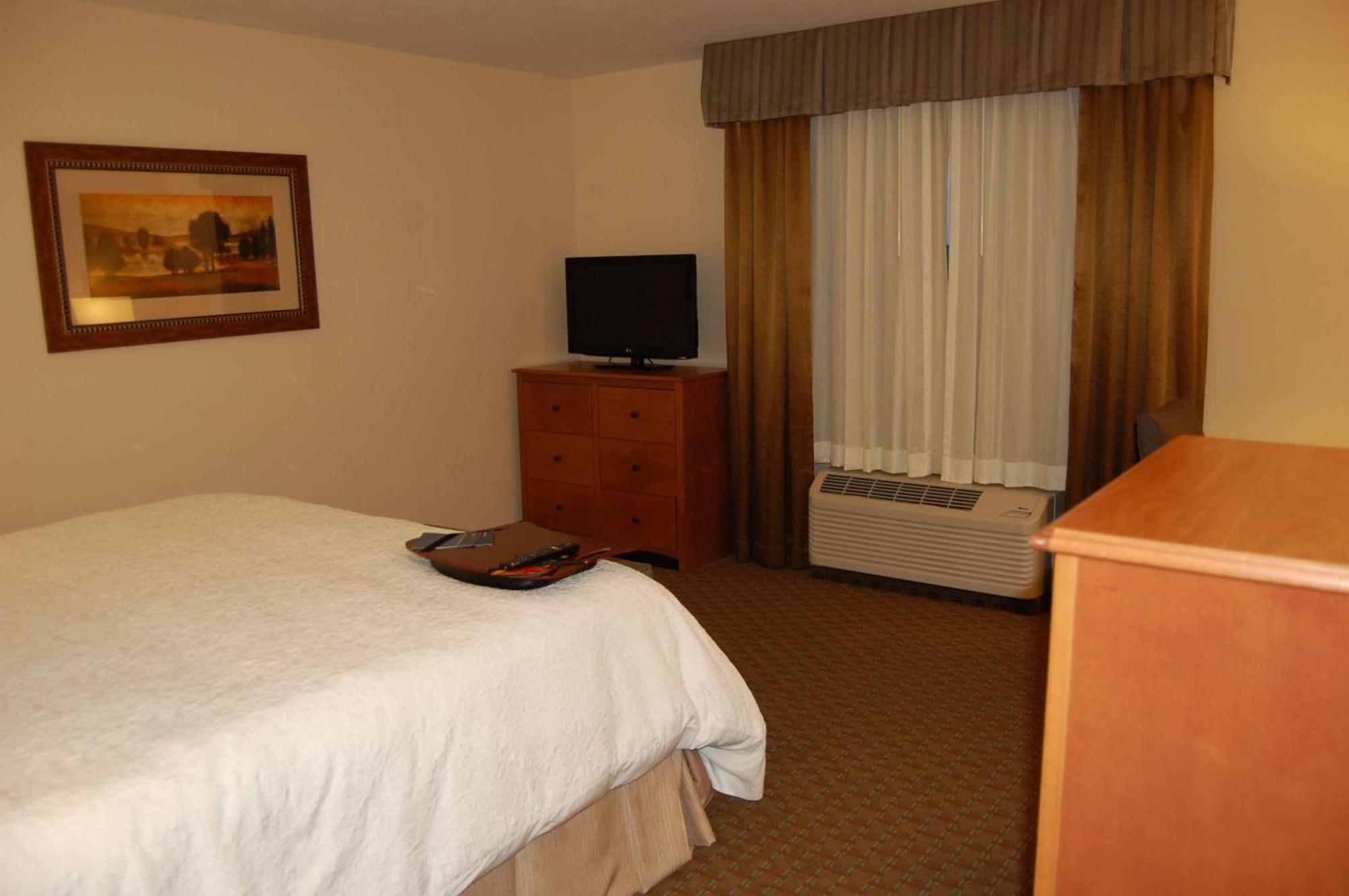 Hampton Inn Sidney Exterior photo