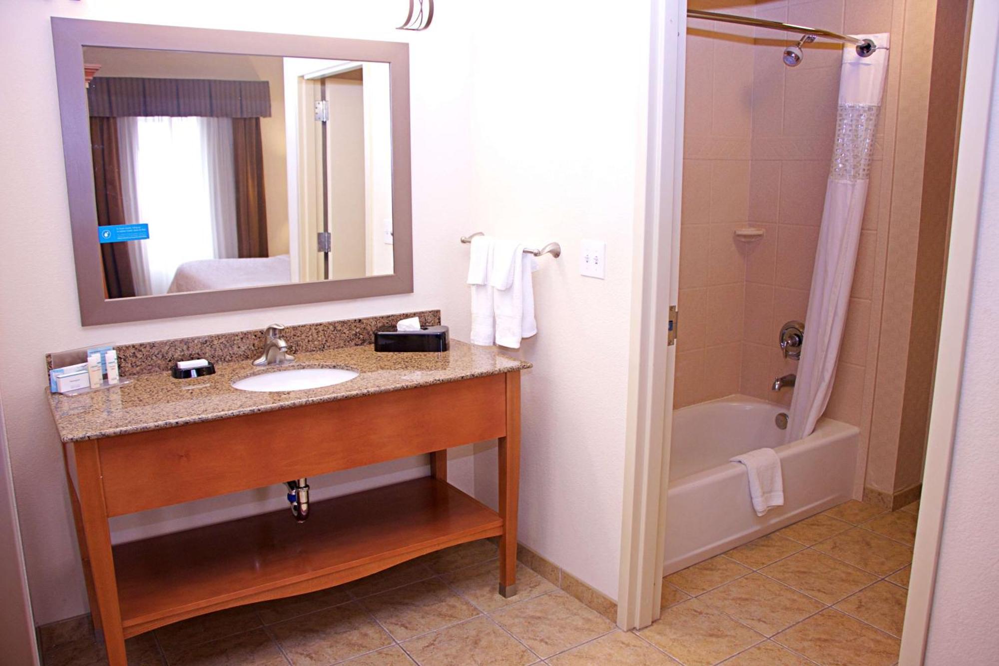 Hampton Inn Sidney Exterior photo
