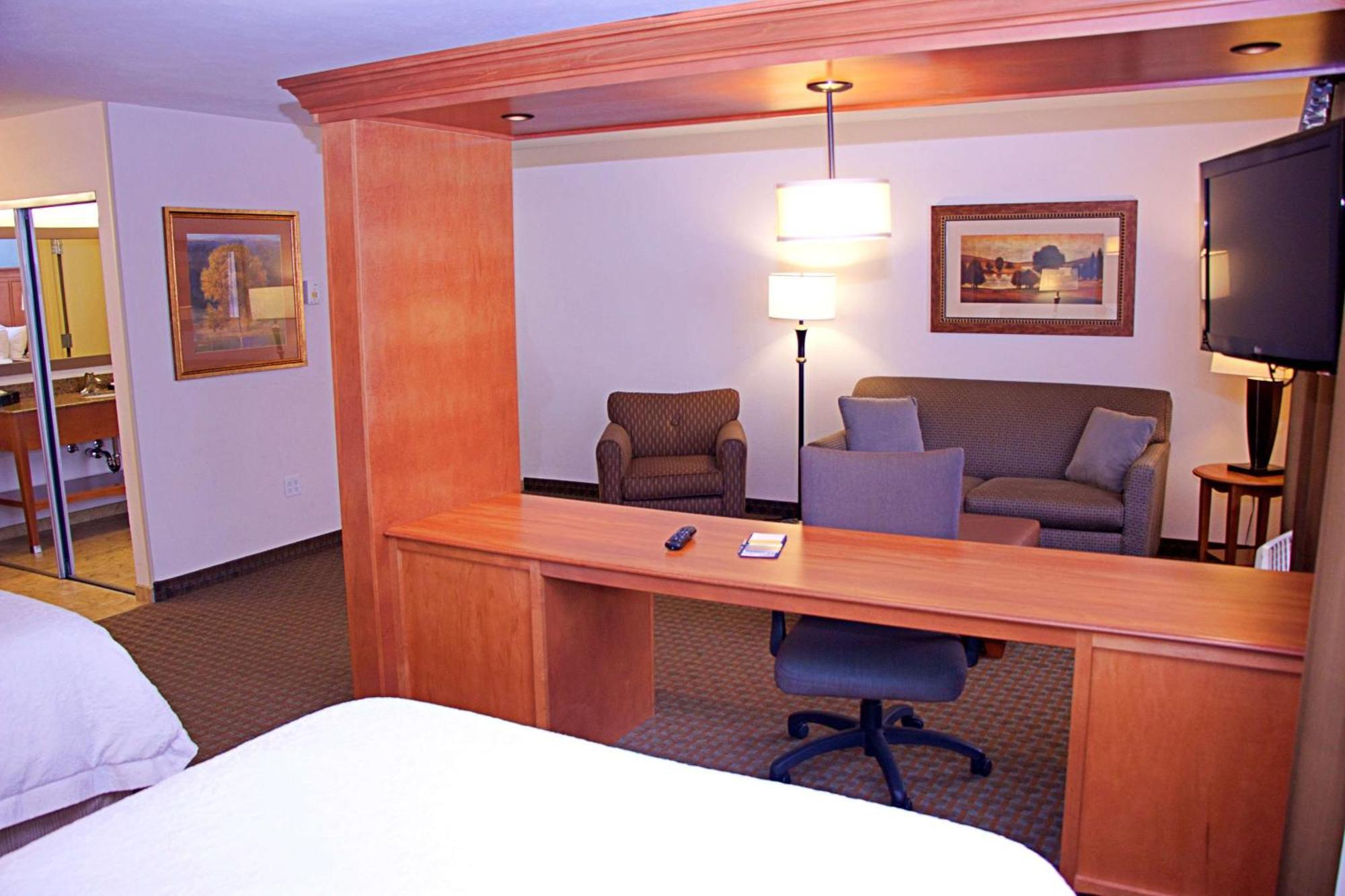 Hampton Inn Sidney Exterior photo